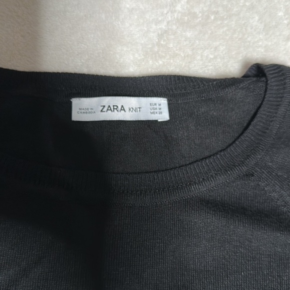 5‎ sweater bundle Zara/Limited Sizes from small-large but all fit like medium - Picture 4 of 10